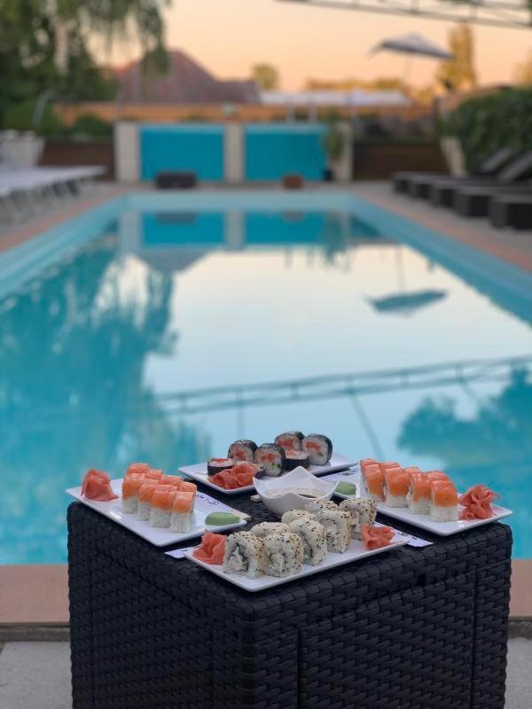 Player'S Pool&Rooms Vonyarcvashegy Esterno foto
